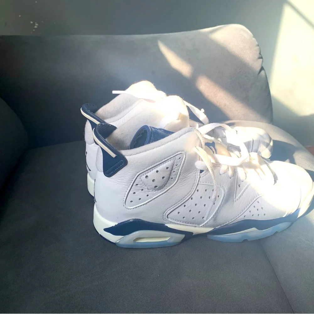 Retro Jordan 6 - Picture 1 of 3